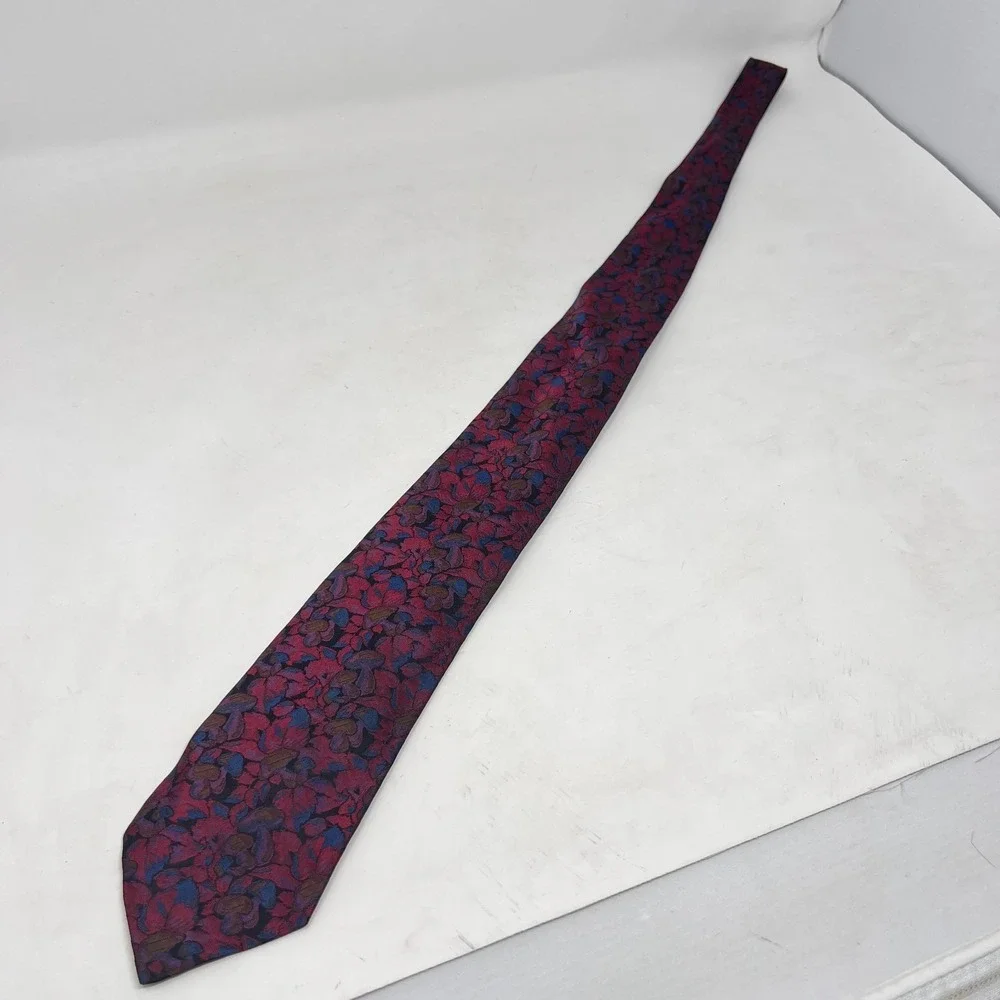 Tino Cosma 100% Silk Men's Tie Lightweight Floral Design‎ Made in Italy